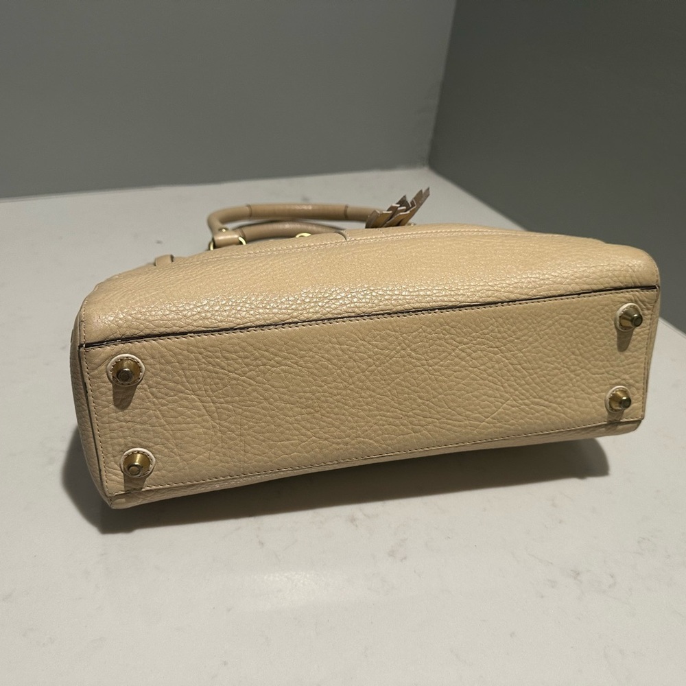 Coach Beige Pebbled Leather Hampton Tote Bag - Picture 9 of 16
